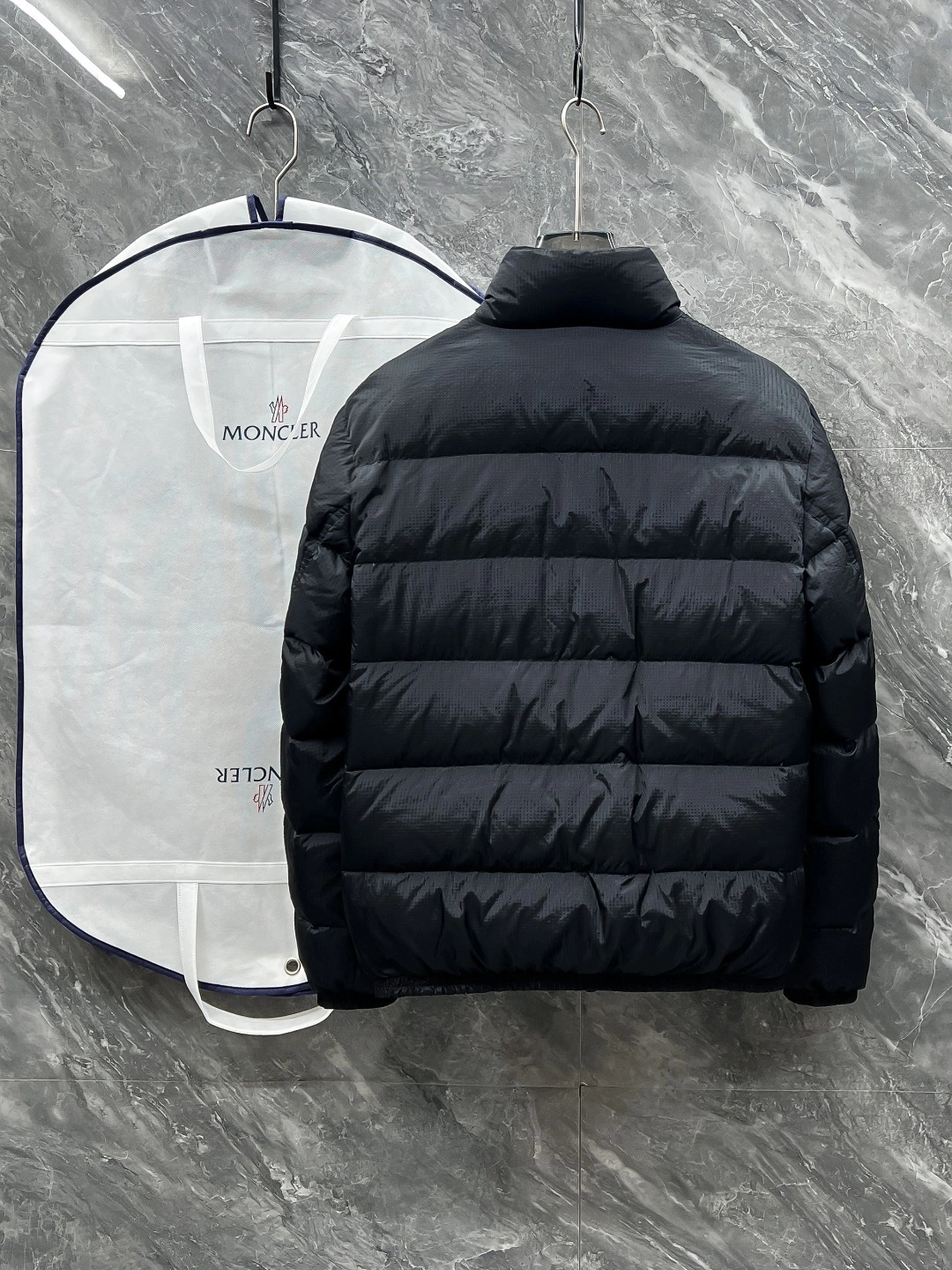 wg.luxury-- 7o9385r Down jacket item:D-F054J2304